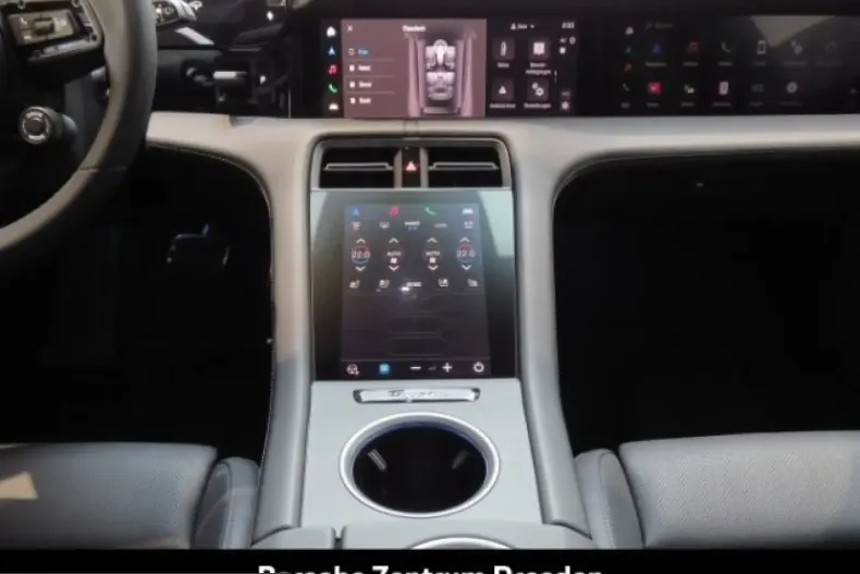 Porsche Taycan din 2025 cu 30.500 km - oferta POR205235 - foto 19