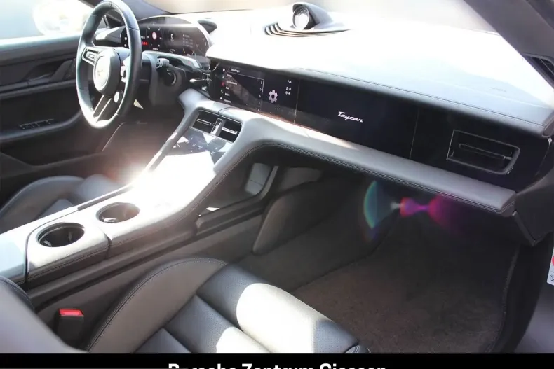 Porsche Taycan din 2023 cu 37.900 km - oferta POR205236 - foto 6