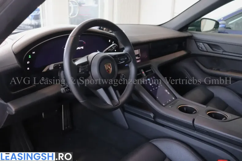 Porsche Taycan din 2024 cu 9.562 km - oferta POR205238 - foto 7