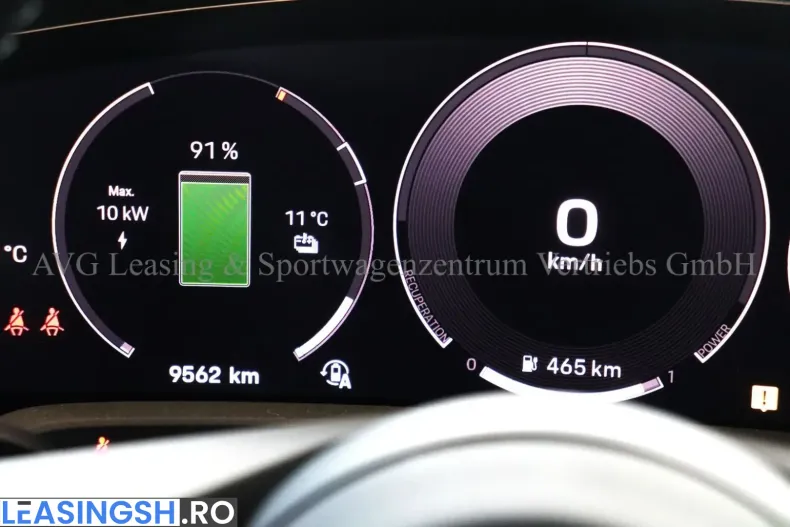 Porsche Taycan din 2024 cu 9.562 km - oferta POR205238 - foto 17