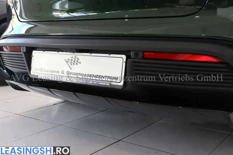 Porsche Taycan din 2024 cu 9.562 km - oferta POR205238 - foto 33