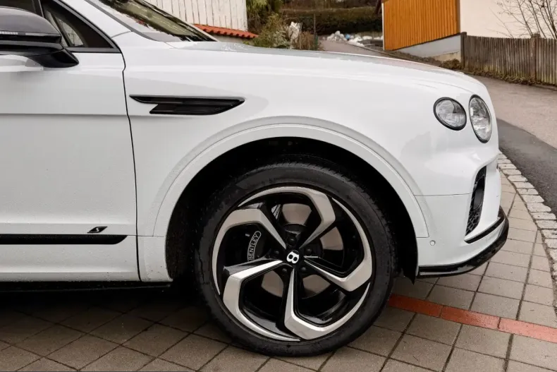 Bentley Bentayga din 2023 cu 15.999 km - oferta BEN205240 - foto 14
