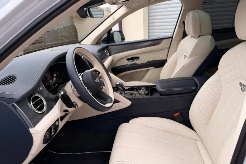 Bentley Bentayga din 2023 cu 15.999 km - oferta BEN205240 - foto 19