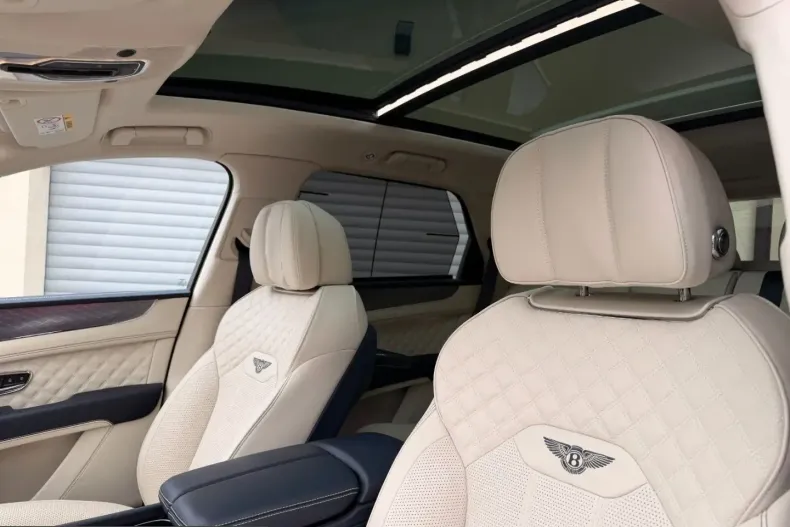 Bentley Bentayga din 2023 cu 15.999 km - oferta BEN205240 - foto 21