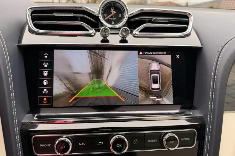 Bentley Bentayga din 2023 cu 15.999 km - oferta BEN205240 - foto 30