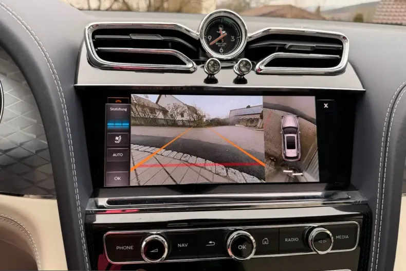 Bentley Bentayga din 2023 cu 15.999 km - oferta BEN205240 - foto 31