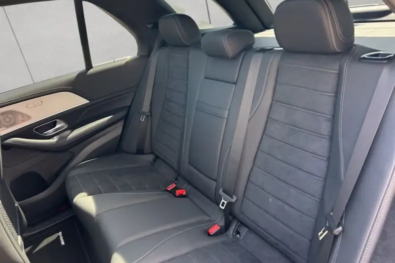 Mercedes-Benz GLE 350 (Clasa GLE) din 2025 cu 15.300 km - oferta MER205242 - foto 17