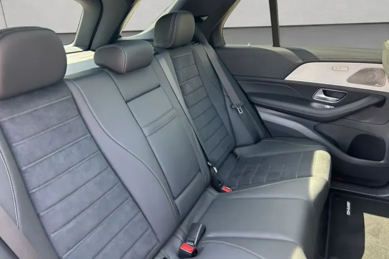 Mercedes-Benz GLE 350 (Clasa GLE) din 2025 cu 15.300 km - oferta MER205242 - foto 20