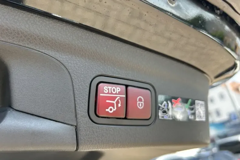 Mercedes-Benz GLE 350 (Clasa GLE) din 2025 cu 15.300 km - oferta MER205242 - foto 21