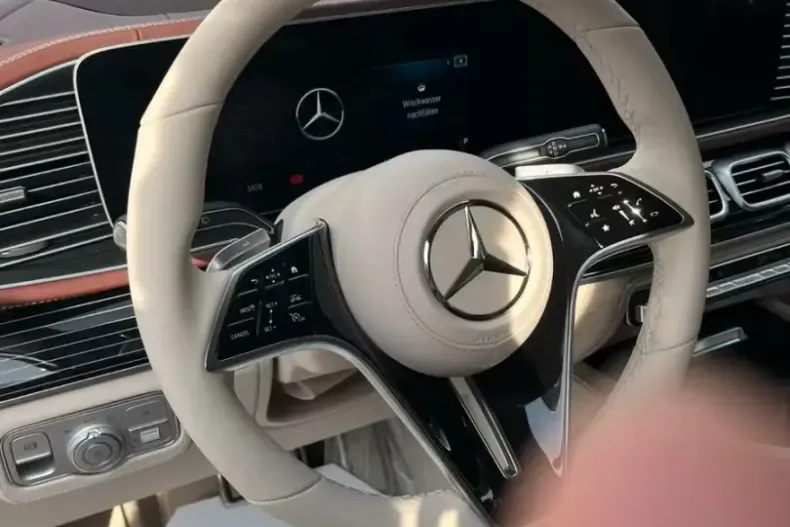 Mercedes-Benz GLS 600 (Clasa GLS) din 2026 cu 20 km - oferta MER205243 - foto 8