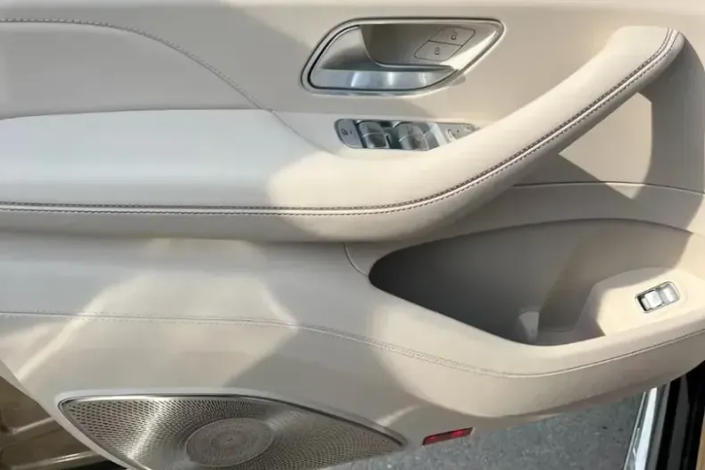 Mercedes-Benz GLS 600 (Clasa GLS) din 2026 cu 20 km - oferta MER205243 - foto 13