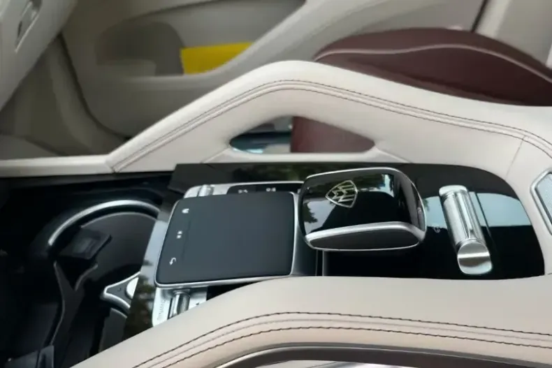 Mercedes-Benz GLS 600 (Clasa GLS) din 2026 cu 20 km - oferta MER205243 - foto 19