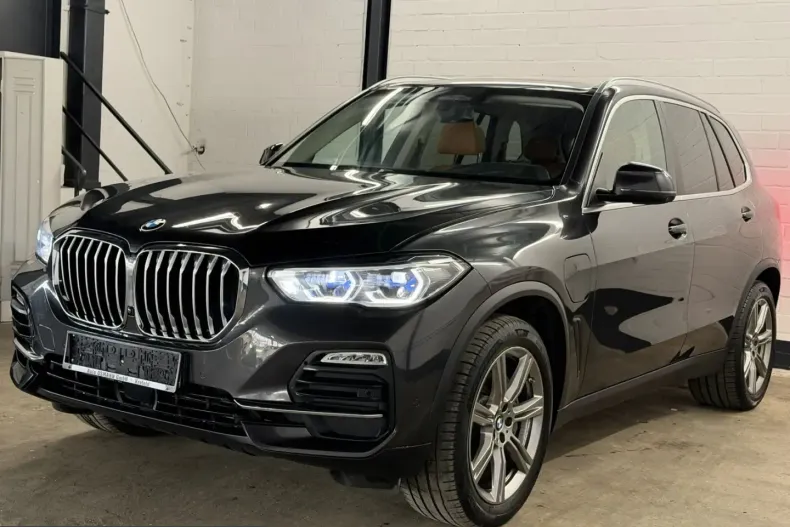BMW X5 (Seria X) din 2021 cu 68.800 km - oferta BMW205246 - foto 1