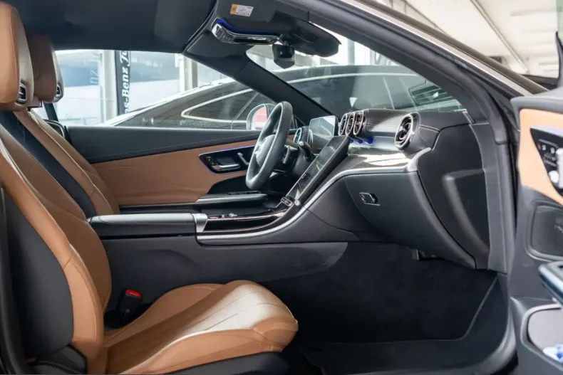 Mercedes-Benz CLE 450 (Clasa CLE) din 2023 cu 6.490 km - oferta MER205255 - foto 2