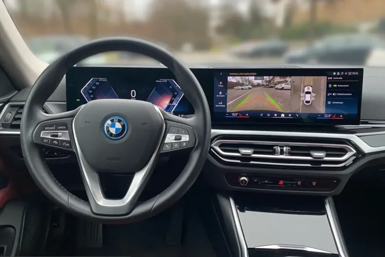 BMW i4 (Seria 4) din 2023 cu 28.600 km - oferta BMW205257 - foto 2