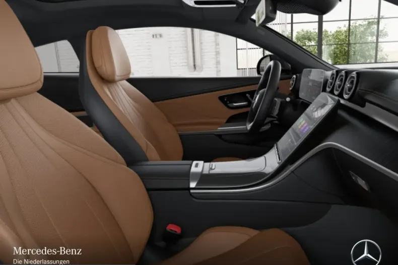 Mercedes-Benz CLE 300 (Clasa CLE) din 2024 cu 21.132 km - oferta MER205258 - foto 11