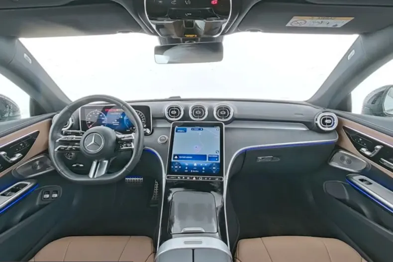 Mercedes-Benz CLE 300 (Clasa CLE) din 2025 cu 16.808 km - oferta MER205260 - foto 2