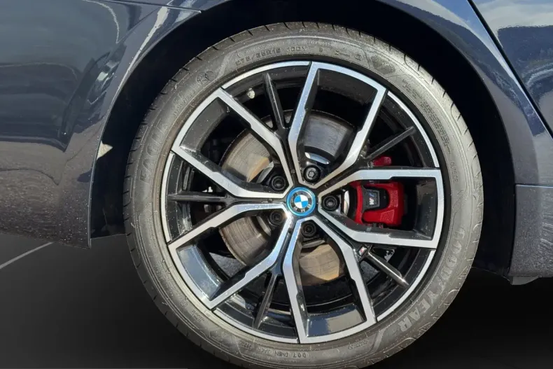 BMW 530 (Seria 5) din 2022 cu 55.400 km - oferta BMW205261 - foto 13