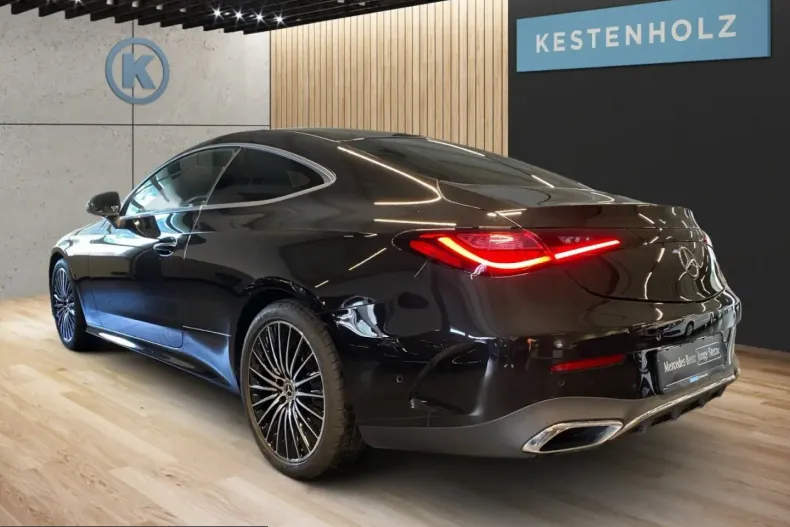 Mercedes-Benz CLE 200 (Clasa CLE) din 2025 cu 4.620 km - oferta MER205262 - foto 3