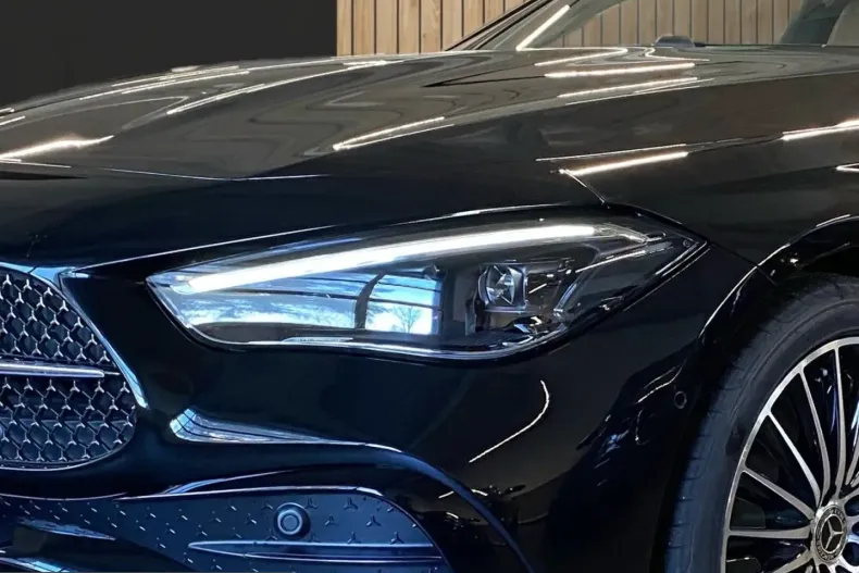 Mercedes-Benz CLE 200 (Clasa CLE) din 2025 cu 4.620 km - oferta MER205262 - foto 4