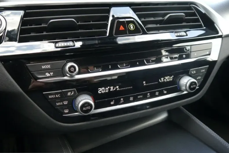 BMW 530 (Seria 5) din 2023 cu 42.100 km - oferta BMW205265 - foto 20