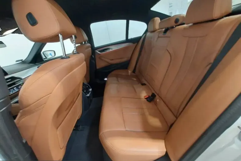 BMW 530 (Seria 5) din 2023 cu 59.000 km - oferta BMW205266 - foto 6