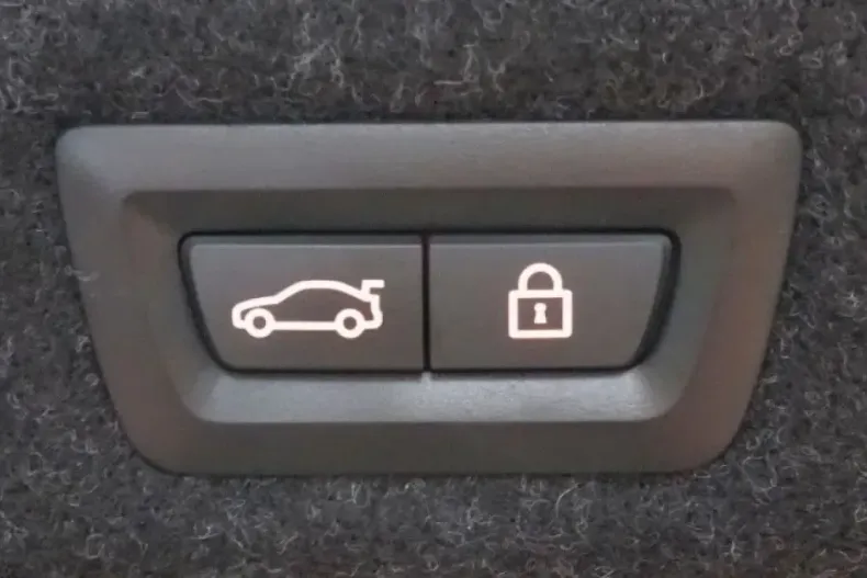 BMW 530 (Seria 5) din 2022 cu 49.422 km - oferta BMW205267 - foto 40