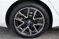 BMW i4 (Seria 4) din 2023 cu 22.728 km - oferta BMW205268 - foto 8