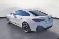 BMW i4 (Seria 4) din 2023 cu 12.510 km - oferta BMW205269 - foto 3