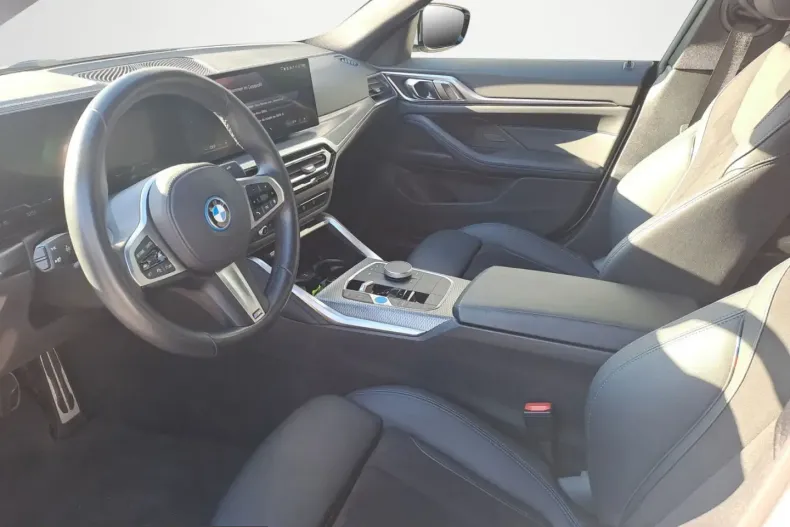 BMW i4 (Seria 4) din 2023 cu 12.510 km - oferta BMW205269 - foto 7