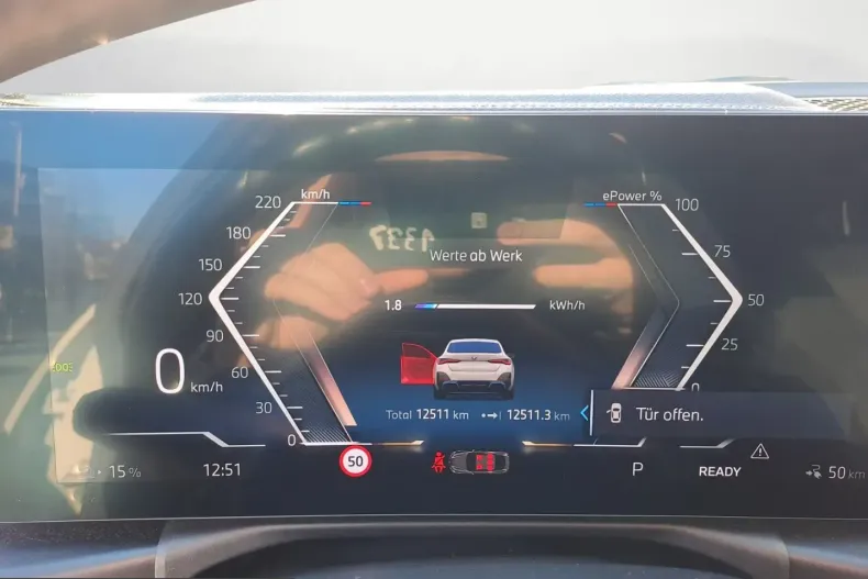 BMW i4 (Seria 4) din 2023 cu 12.510 km - oferta BMW205269 - foto 9