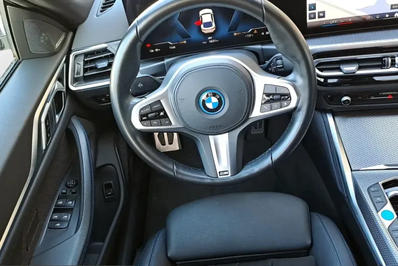 BMW i4 (Seria 4) din 2023 cu 16.528 km - oferta BMW205271 - foto 7