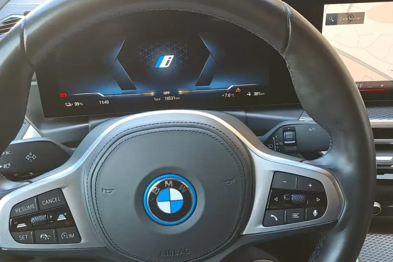 BMW i4 (Seria 4) din 2023 cu 16.528 km - oferta BMW205271 - foto 12