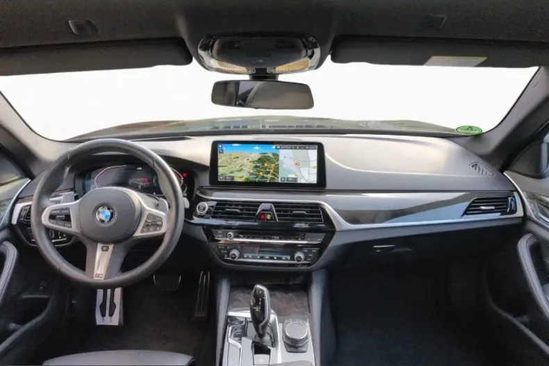 BMW 530 (Seria 5) din 2023 cu 19.144 km - oferta BMW205273 - foto 2