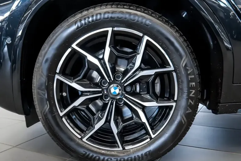 BMW X4 (Seria X) din 2024 cu 18.604 km - oferta BMW205276 - foto 9