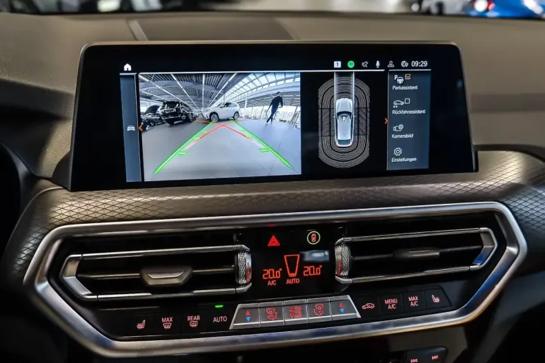 BMW X4 (Seria X) din 2024 cu 18.604 km - oferta BMW205276 - foto 17