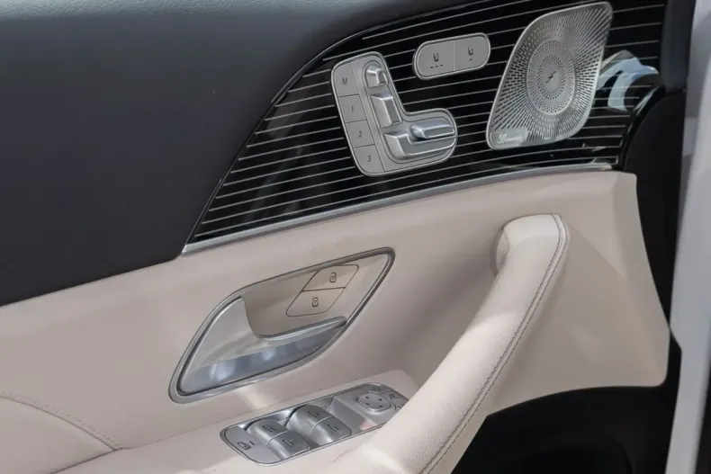 Mercedes-Benz GLE 450 (Clasa GLE) din 2025 cu 20.997 km - oferta MER205279 - foto 4