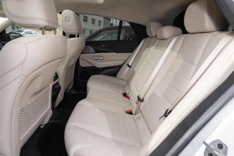 Mercedes-Benz GLE 450 (Clasa GLE) din 2025 cu 20.997 km - oferta MER205279 - foto 11