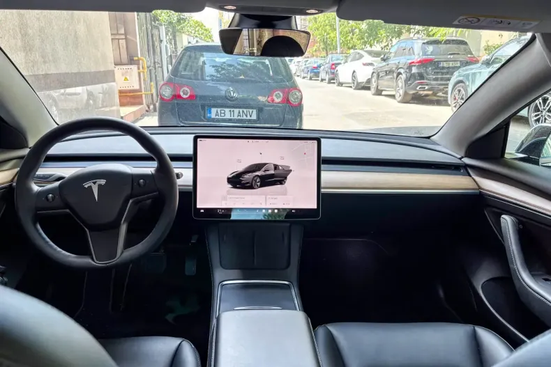 Tesla Model 3 din 2022 cu 36.000 km - oferta TES205280 - foto 9