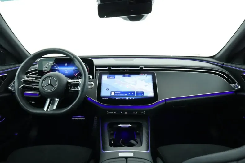 Mercedes-Benz E 220 (Clasa E) din 2025 cu 10.199 km - oferta MER205283 - foto 19