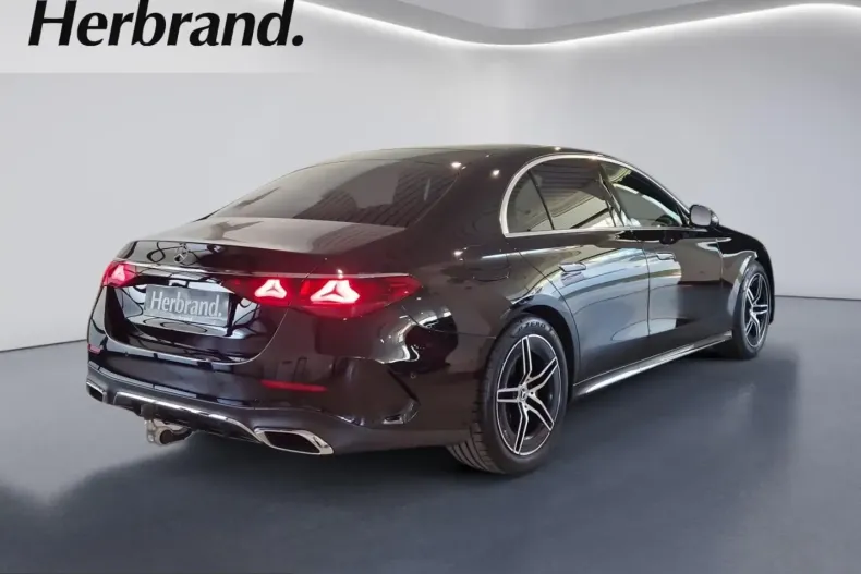 Mercedes-Benz E 220 (Clasa E) din 2025 cu 10.259 km - oferta MER205284 - foto 3