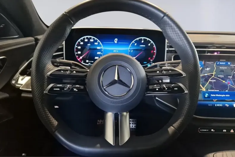 Mercedes-Benz E 220 (Clasa E) din 2025 cu 10.259 km - oferta MER205284 - foto 6