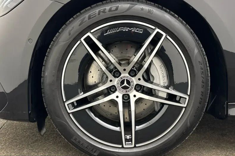 Mercedes-Benz E 220 (Clasa E) din 2025 cu 18.079 km - oferta MER205285 - foto 7