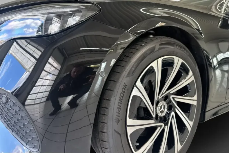 Mercedes-Benz E 200 (Clasa E) din 2024 cu 25.500 km - oferta MER205286 - foto 9