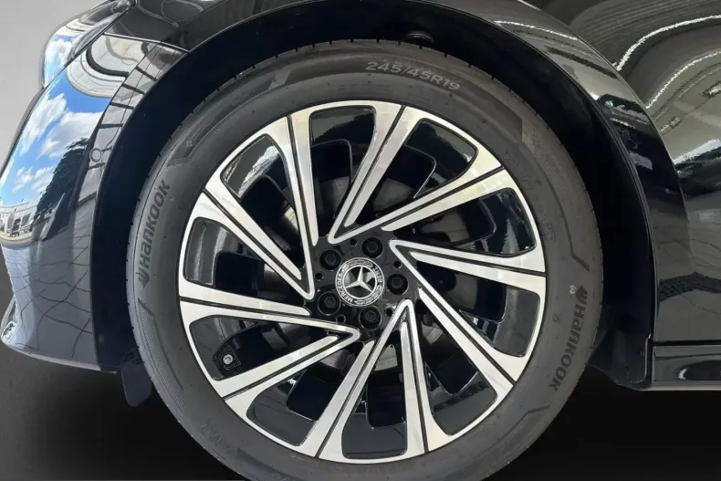 Mercedes-Benz E 200 (Clasa E) din 2024 cu 25.500 km - oferta MER205286 - foto 10