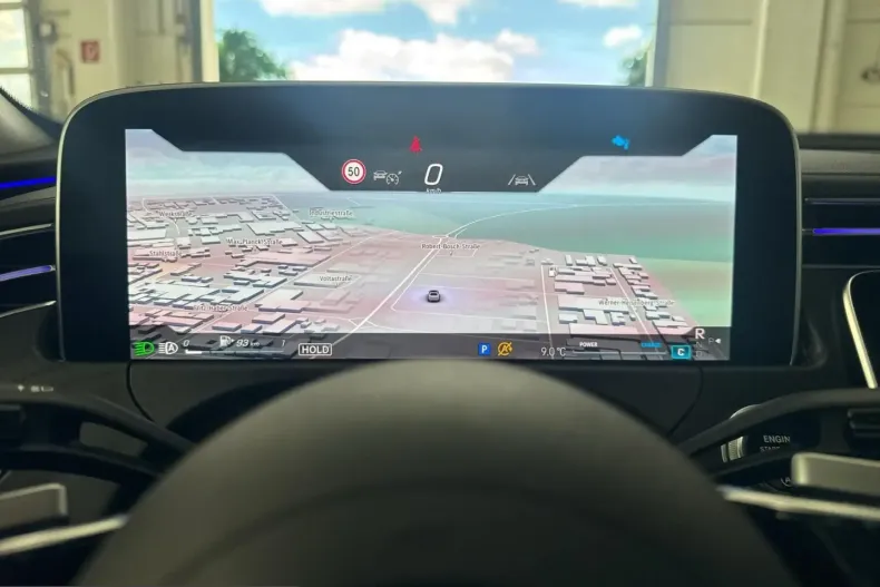 Mercedes-Benz E 200 (Clasa E) din 2024 cu 25.500 km - oferta MER205286 - foto 17