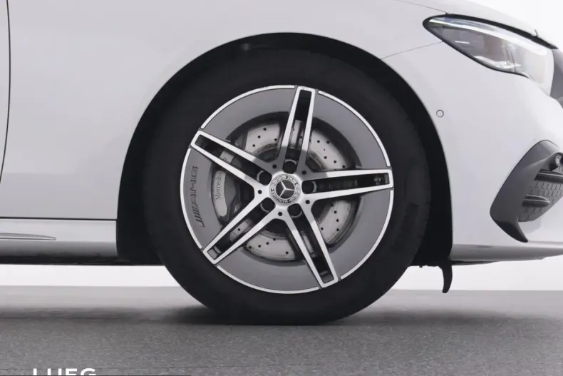 Mercedes-Benz E 200 (Clasa E) din 2024 cu 15.541 km - oferta MER205288 - foto 21