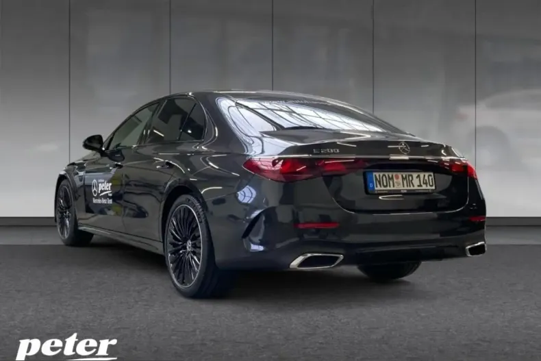 Mercedes-Benz E 200 (Clasa E) din 2024 cu 19.998 km - oferta MER205289 - foto 4