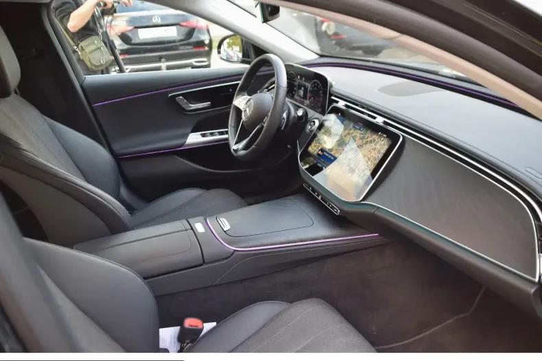 Mercedes-Benz E 200 (Clasa E) din 2024 cu 33.144 km - oferta MER205290 - foto 6