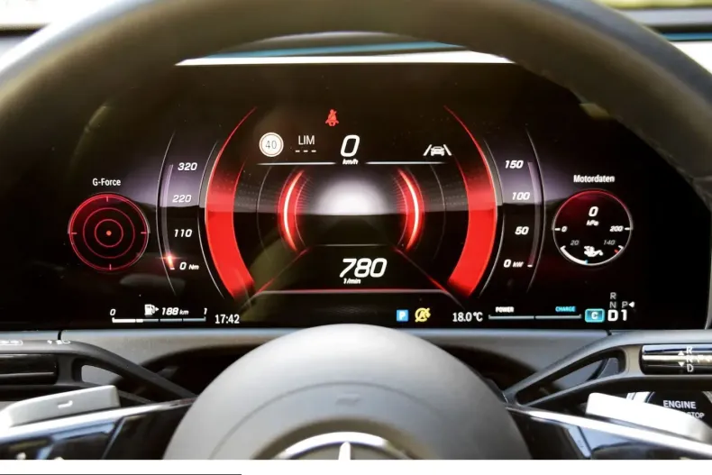 Mercedes-Benz E 200 (Clasa E) din 2024 cu 33.144 km - oferta MER205290 - foto 15